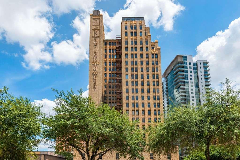 Cambria Hotel Houston Downtown Convention Center Екстериор снимка